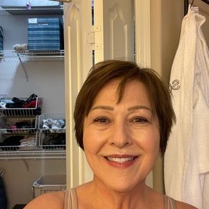 Meet your Posher, Vicky